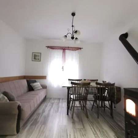 Kuca Za Odmor Artemida Semesterbostad *